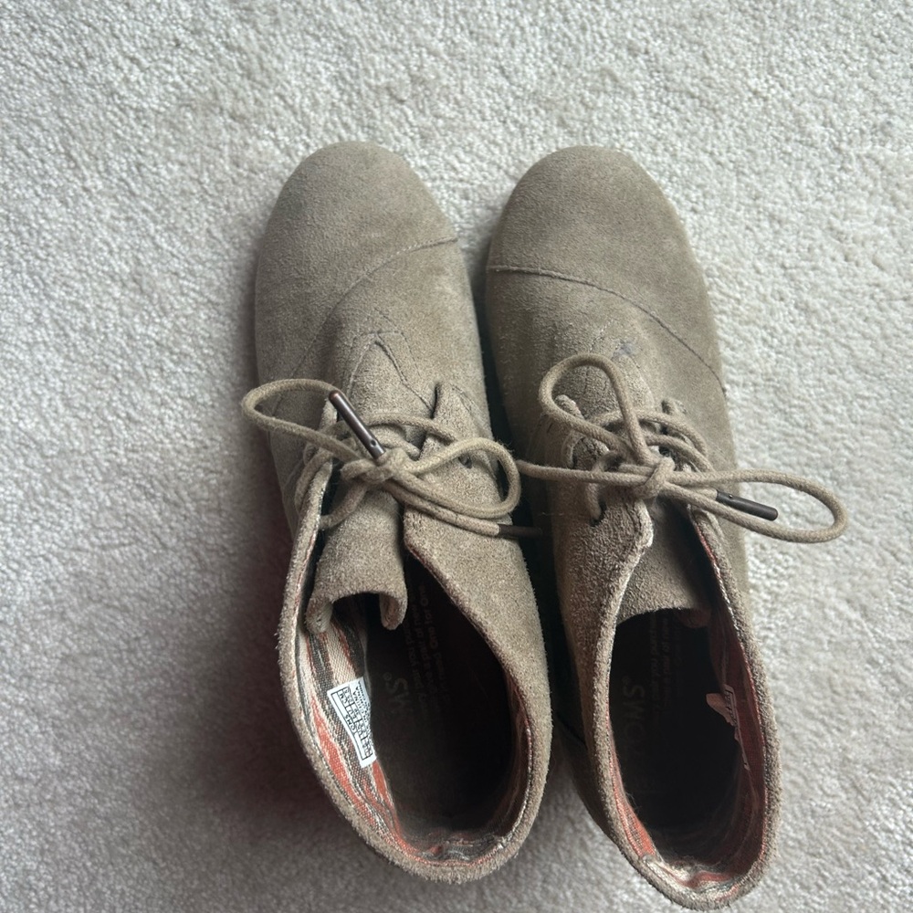 Toms Women's Suede Ankle Boots